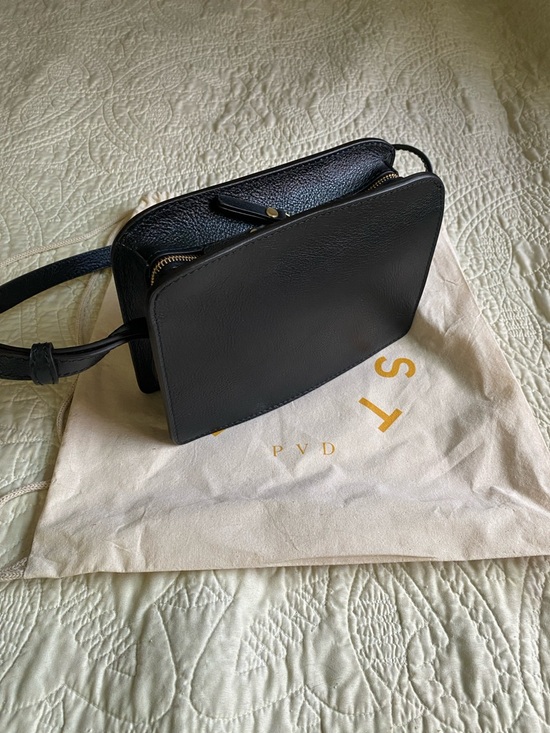 Lindquist Object Anni in Black - Picture 3 of 7